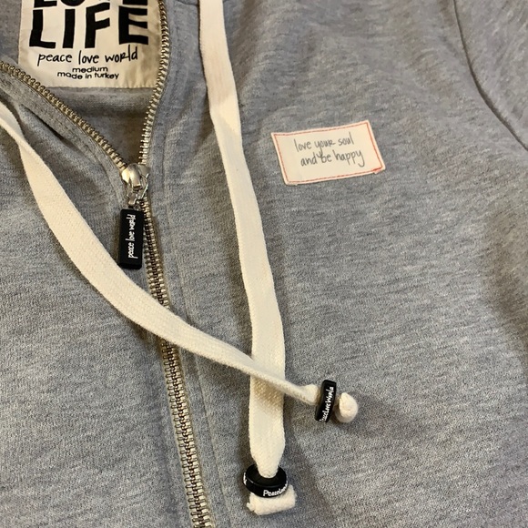 *SOLD* Peace Love World Hooded Jacket - Picture 4 of 13
